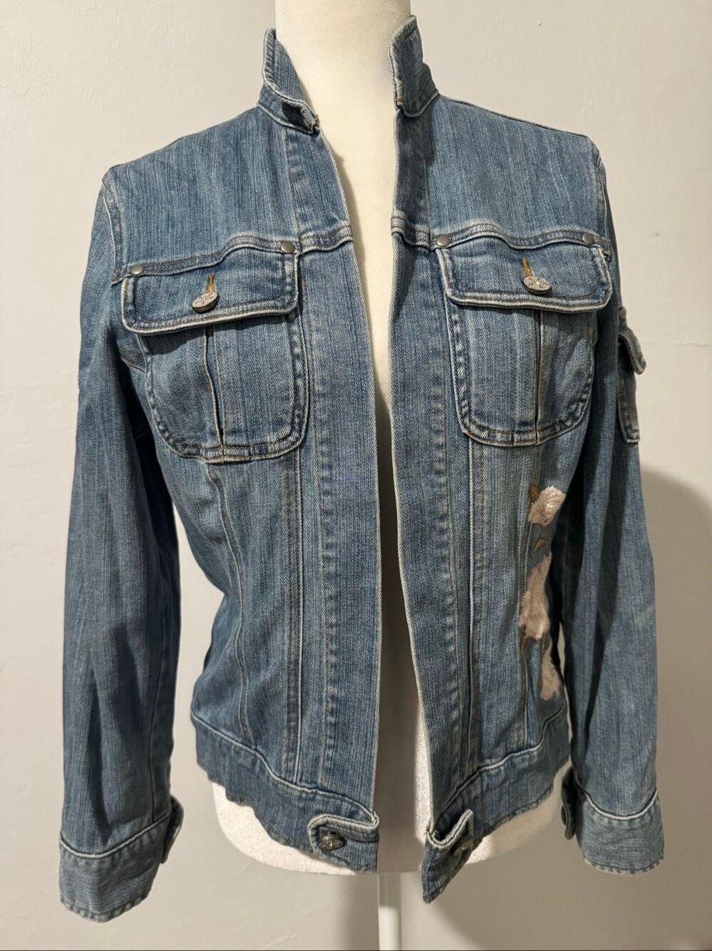 Chico’s Floral Embroidered Jean jacket open front 0